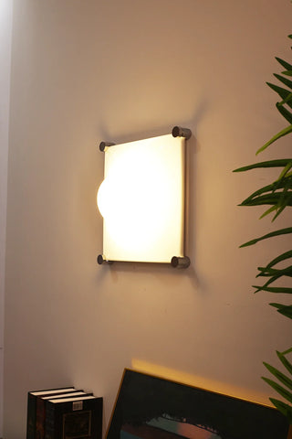 Acrylic Bolla Wall Lamp