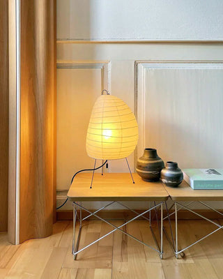 Akari Semicircular Paper 1N Table Lamp