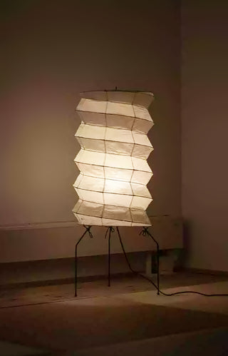 Akari UF2-31N Table Lamp