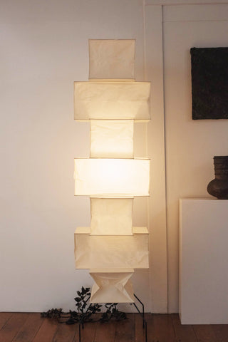 Akari UF4-L10 Floor Lamp