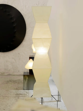 Akari UF4-L9 Floor Lamp