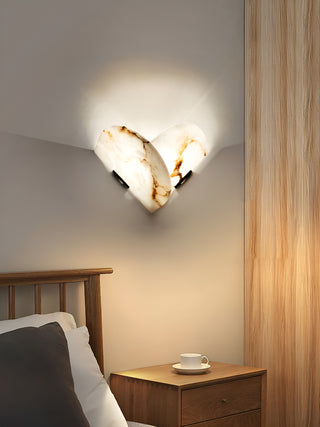 Alabaster Fly Gaby Wall Lamp