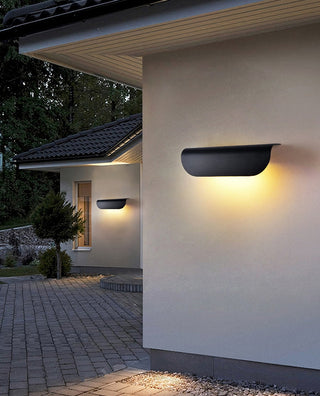 Bay Curved Garden Wall Light