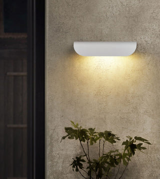 Bay Curved Garden Wall Light