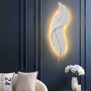 Feather Wall Lamp