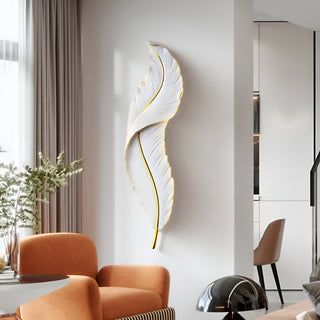 Feather Wall Lamp