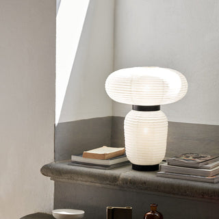 Formakami Table Lamp