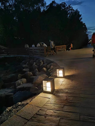 Solar Power Outdoor Light. Garden Lantern (Solar). LED Lantern Garden Light. Pena Minimalist Rectangular Solar Power Outdoor. outdoor waterproof lawn lamp.