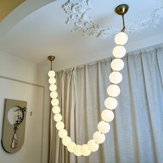 Luxurious Pearl Necklace Chandelier