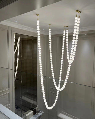 Luxurious Pearl Necklace Chandelier