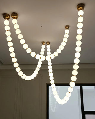 Luxurious Pearl Necklace Chandelier