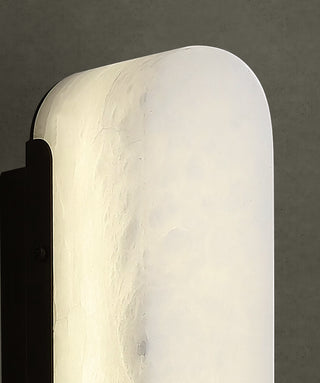 Luxury Alabaster Vertical Wall Lamp