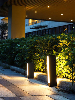 Modern Faro Outdoor Post Lamp