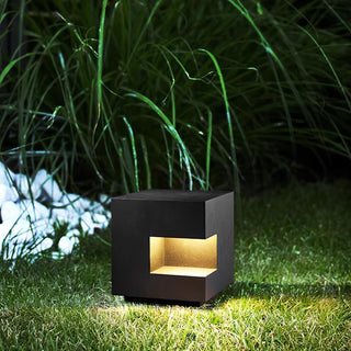 Modern Regular Cube Post Outdoor Light