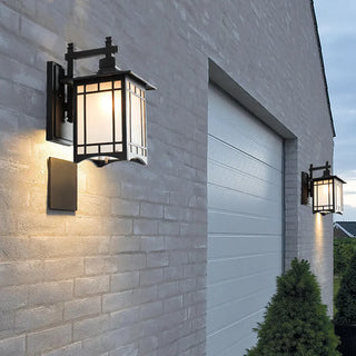 Pavilion Shape Orm House Outdoor Wall Light