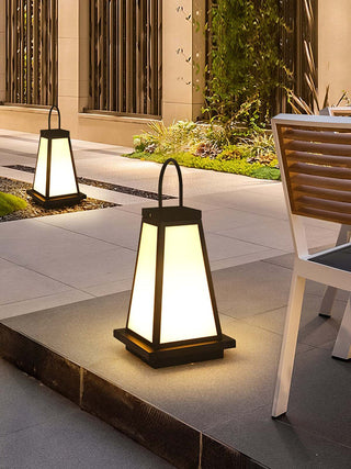 Roam Lantern Garden Landing Outdoor Lamp