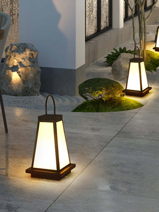 Roam Lantern Garden Landing Outdoor Lamp