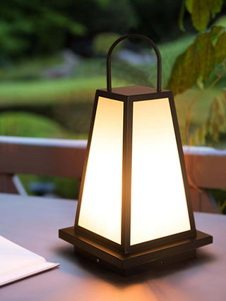 Roam Lantern Garden Landing Outdoor Lamp