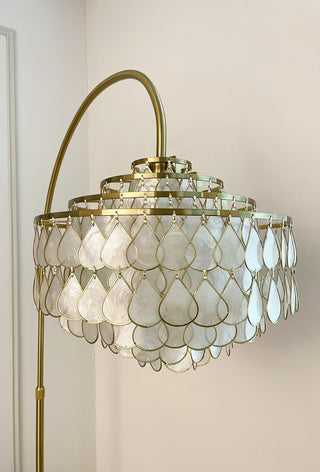 Shell Teardrops Arc Floor Lamp