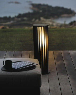 Unopiu LED Landing Outdoor Light