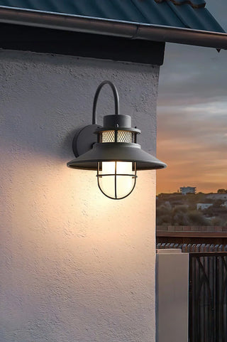 Vintage-Felix-Outdoor-Wall-Light-Vidirlighting3_18_cc4a1dda-8b08-4f29-a70f-0653f033e0e0 - Vidirlighting