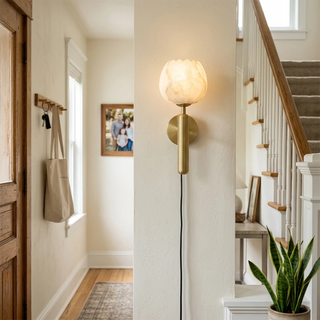 Alabaster Flower Plug-in Wall Lamp