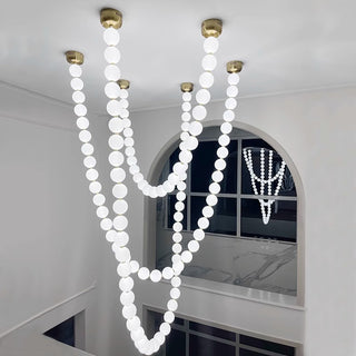 Luxurious Pearl Necklace Chandelier