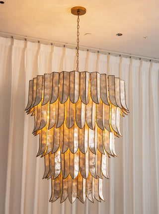 Cascara Cascara Capiz Shell Chandelier