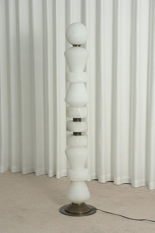 Geometric Alabaster Sculptural Floor Lamp Vidirlighting Frontal Studio Display Unlit Highlighting Hand-Carved Stacked Geometric Alabaster Shapes and Spacers