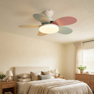 Petal Shaped Petalo Ceiling Fan Light